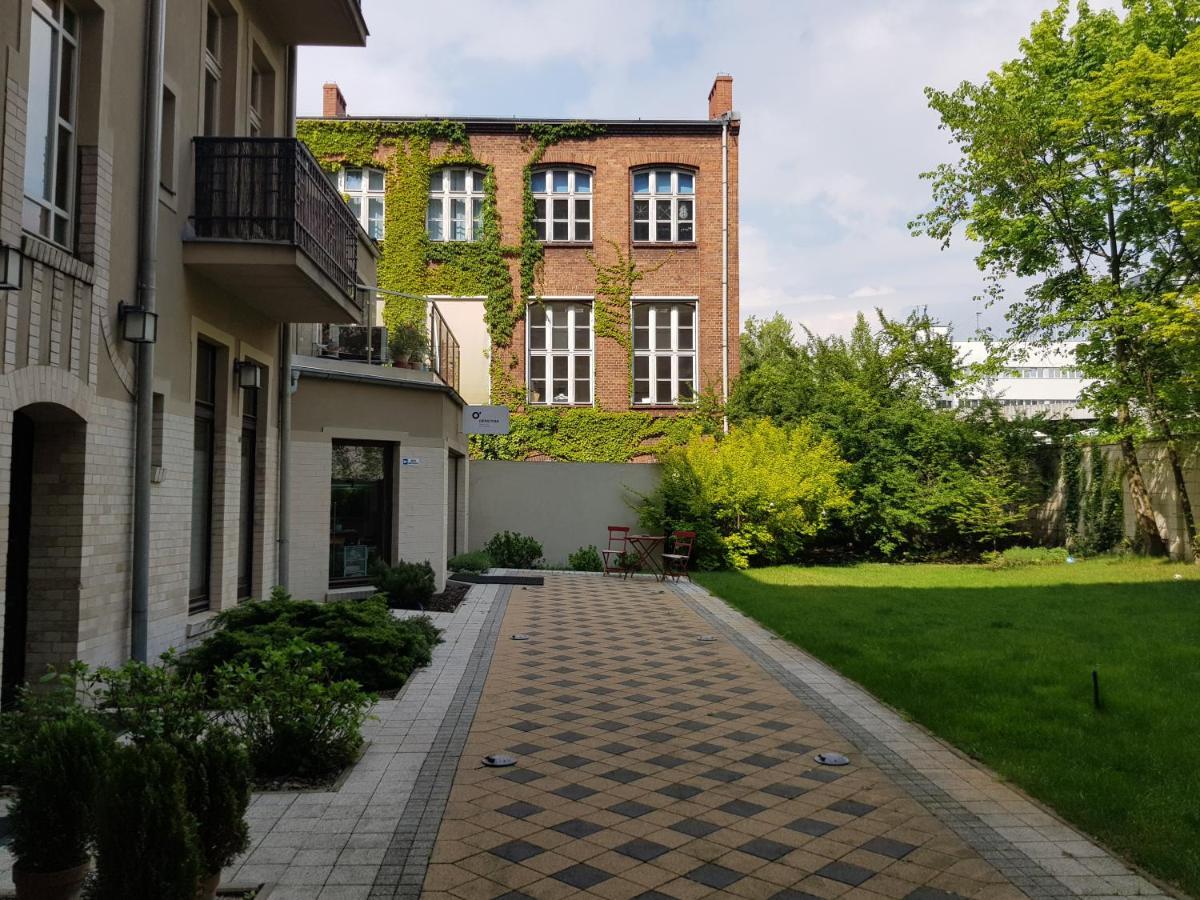 Movie Apartment Jezyce Poznan Exterior foto